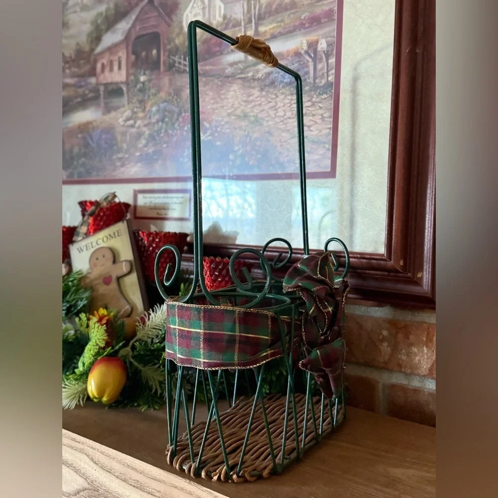 Vintage 1992 Holiday Wine Green Wire Wicker Basket with Plaid Bow